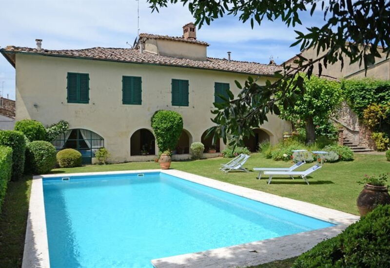 Villa Montalcinello In Siena, Private Pool: villa-montalcinello-chiusdino-villa-pool