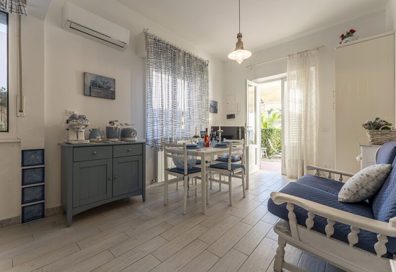 Casa Liliana Ac, Wifi, Forte Dei Marmi: Autumn, Kitchen, Living Room, Spring, Summer