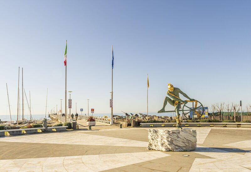 Casa Liliana Ac, Wifi, Forte Dei Marmi: Autumn, Building Exterior, Spring, Summer