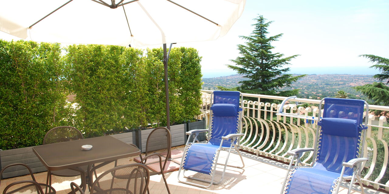 Etna View Holiday House In Catania - Alloggio:&nbsp;Bilo 1: etna-view-holiday-house-1-trecastagni-catania-multiproprieta-balcone