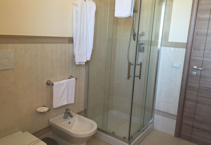 Etna View Holiday House In Catania: etna-view-holiday-house-1-trecastagni-catania-multyproperty-bathroom