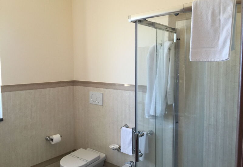 Etna View Holiday House In Catania: etna-view-holiday-house-1-trecastagni-catania-multyproperty-bathroom