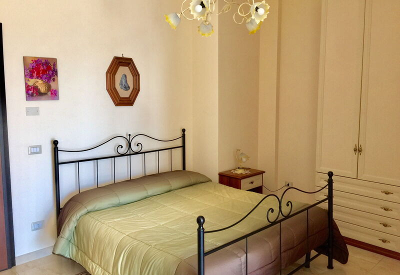 Etna View Holiday House In Catania: etna-view-holiday-house-1-trecastagni-catania-multyproperty-bedroom
