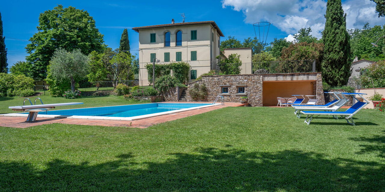 Il Villino Del Collezionista With Pool In Pistoia: Autumn, Pool, Spring, Summer