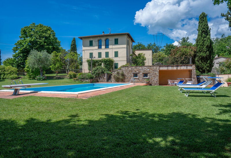 Il Villino Del Collezionista With Pool In Pistoia: Autumn, Pool, Spring, Summer