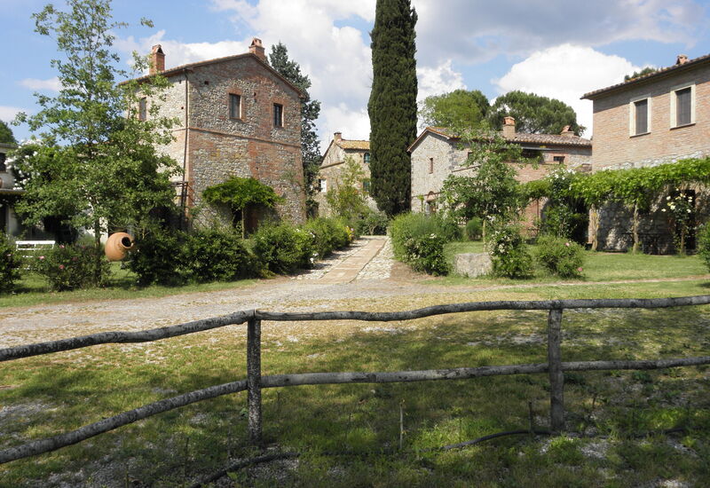 Borgo Santa Maria, Private Pool, Perugia: Autunno, Estate, Esterni, Primavera
