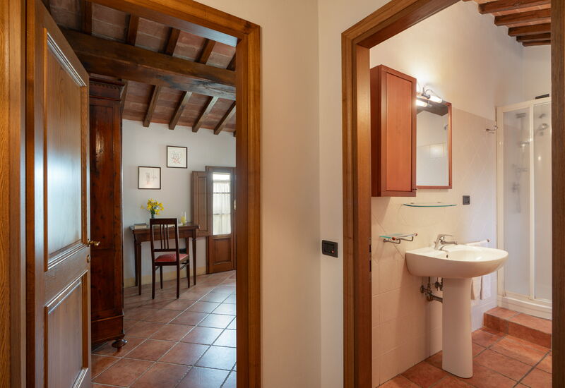 Casa Ceneruzzi: Bathroom, Bedroom