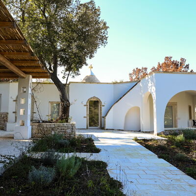 Villa Leonardo Luxury Locorotondo: Autunno, Entrata Principale, Estate, Primavera