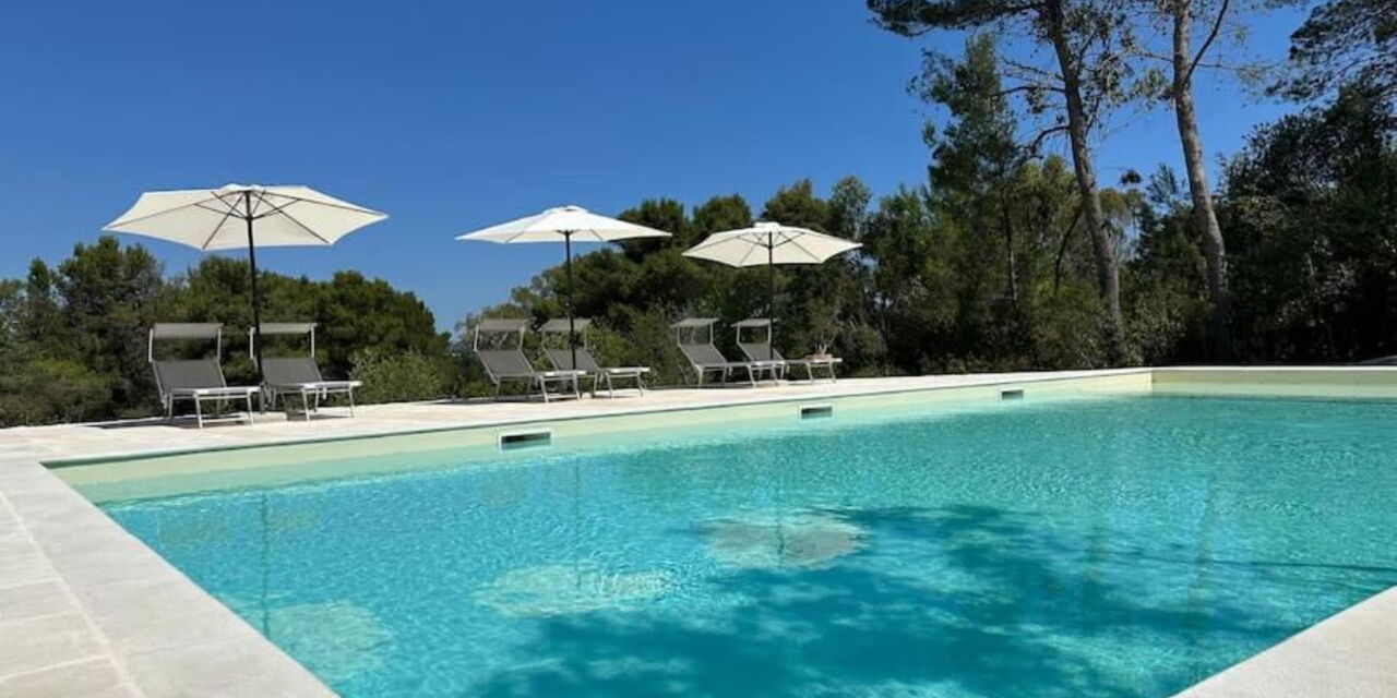 Villa Leonardo Luxury Locorotondo: Autunno, Estate, Piscina, Primavera