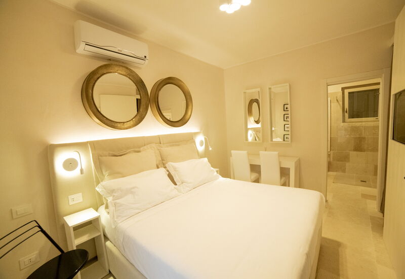 Villa Leonardo Luxury Locorotondo: Autumn, Bedroom, Spring, Summer