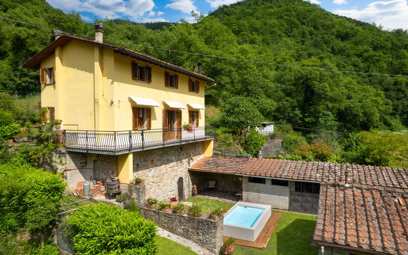 Villa La Fornace: Building Exterior, Outdoor