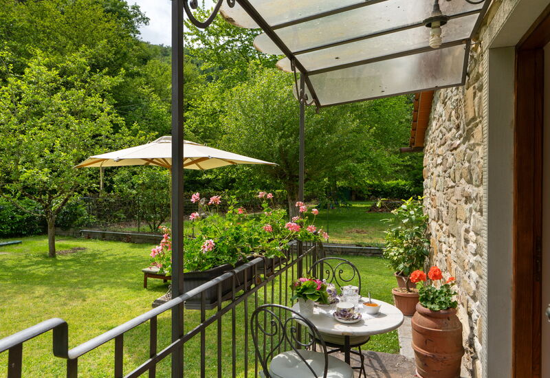 Villa La Fornace: Balcony / Terrace / Patio, Building Exterior, Outdoor