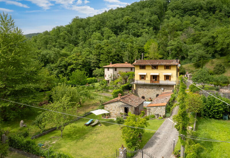 Villa La Fornace: Building Exterior, Outdoor