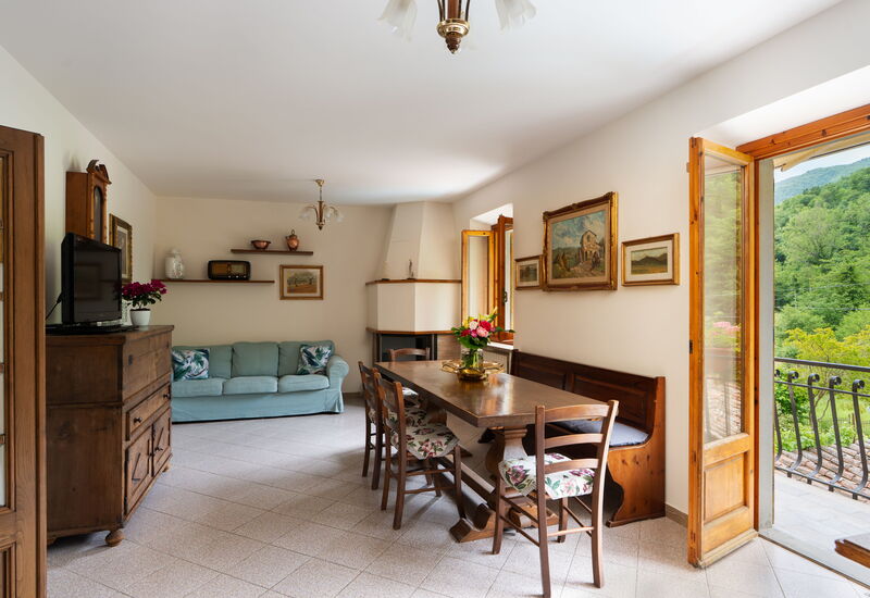Villa La Fornace: Dining Room, Living Room