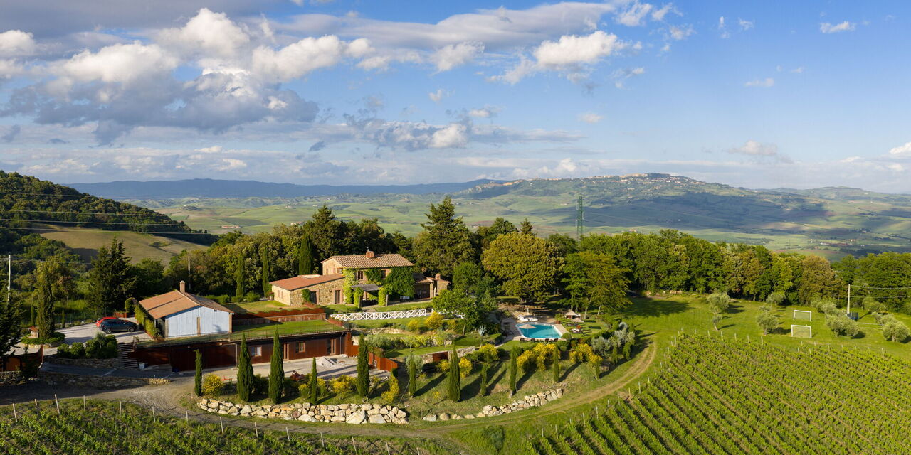Villa La Cerbaina: Ansichten, Außen, Schwimmbad, Whirlpool