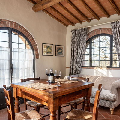 Agriturismo la Papessa - Unterkunft:&nbsp;Melograno Ap.1: agriturismo-la-papessa-chianti-san-donato-farmhouse-melograno-living-room