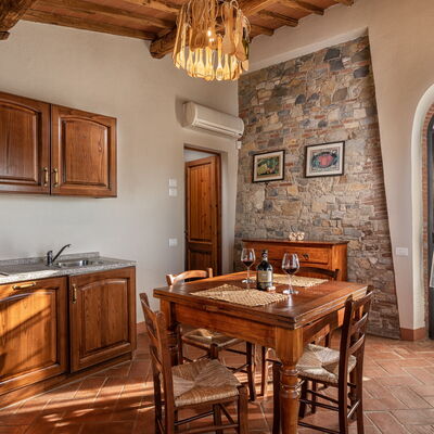 Agriturismo la Papessa - Unterkunft:&nbsp;Melograno Ap.1: agriturismo-la-papessa-chianti-san-donato-farmhouse-melograno-living-room