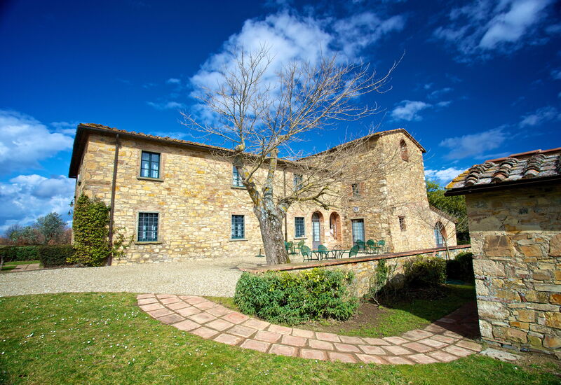 Agriturismo La Papessa: agriturismo-la-papessa-chianti-san-donato-farmhouse-fronthouse