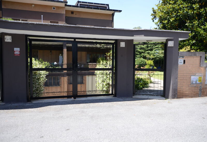 Casa Di Silvana: Building Exterior, Main Entrance