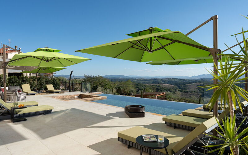 Villa Elisa: Ansichten, Außen, Draussen, Schwimmbad, Sommer, Whirlpool