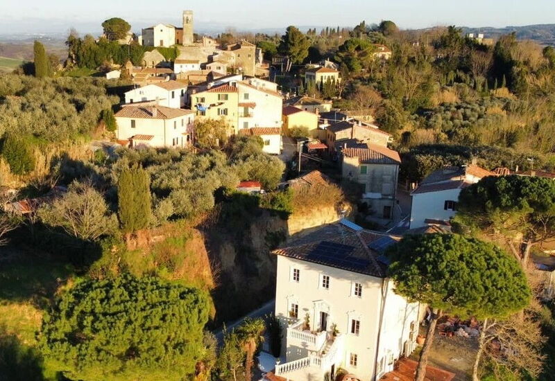 Villa Elisa: Building Exterior, Scenic View