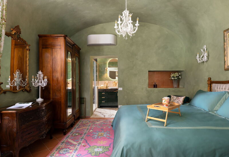 Villa Elisa: Green bedroom
Ground Floor Double Bedroom with ensuite bathroom (shower)