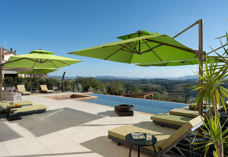 Villa Elisa: Ansichten, Außen, Draussen, Schwimmbad, Sommer, Whirlpool