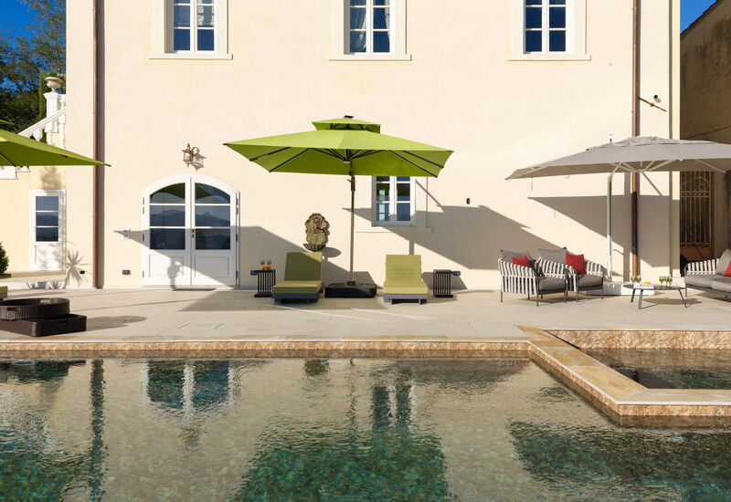 Villa Elisa: Außen, Schwimmbad, Sommer, Whirlpool