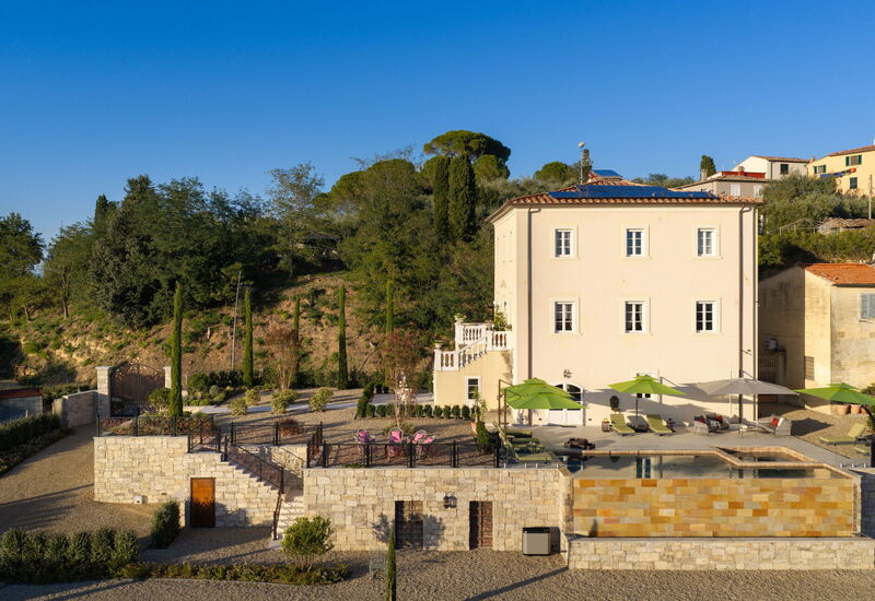 Villa Elisa: Außen, Garten, Schwimmbad, Sommer, Whirlpool