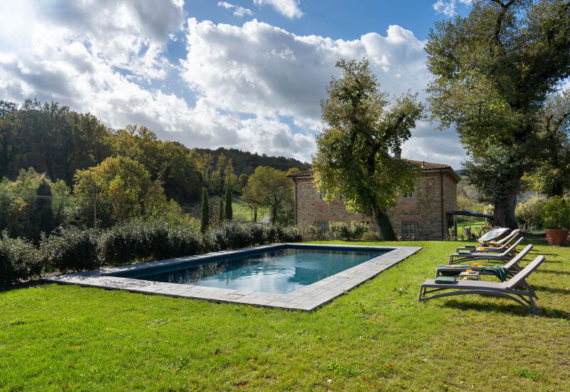 La Morella: Building Exterior, Outdoor, Pool