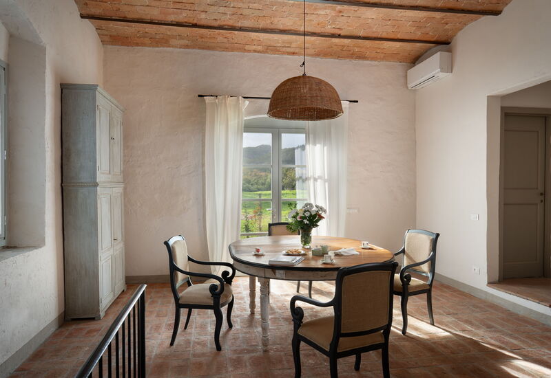 La Morella: Dining Room, Living Room