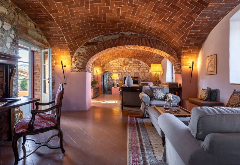 Il Gabbro, Luxury Experience: Autumn, Living Room, Spring, Summer