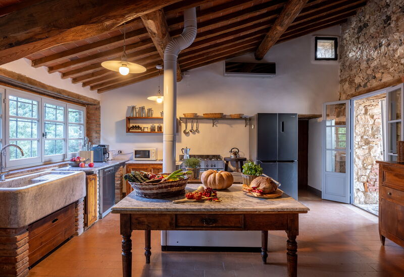 Il Gabbro, Luxury Experience: Autumn, Kitchen, Spring, Summer