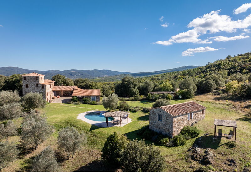 Il Gabbro, Luxury Experience: Autumn, Garden, Spring, Summer