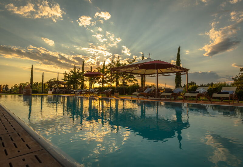 Villa Francesca: Building Exterior, Pool