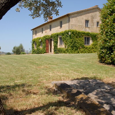 Podere San Giovanni: podere-san-giovanni-narni-terni-villa-external
