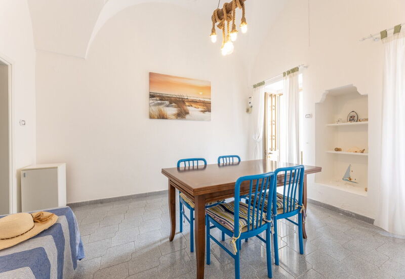 Casa Marinella, Marina di Mancaversa: Autumn, Dining Room, Living Room, Spring, Summer, Winter