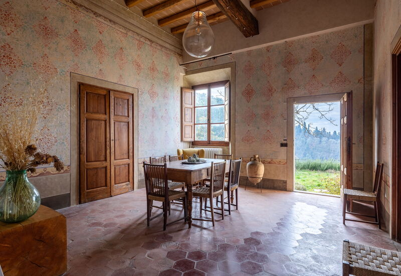 Villa Il Casalino, Florentine Hills with Pool: Autumn, Dining Room, Spring, Summer