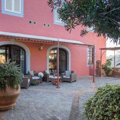 Villa Camelia: Balcony / Terrace / Patio, Building Exterior, Outdoor