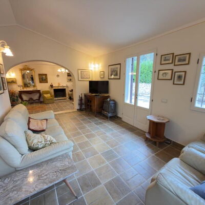 Villa Montepulciano Vineyard: Autumn, Living Room, Spring, Summer