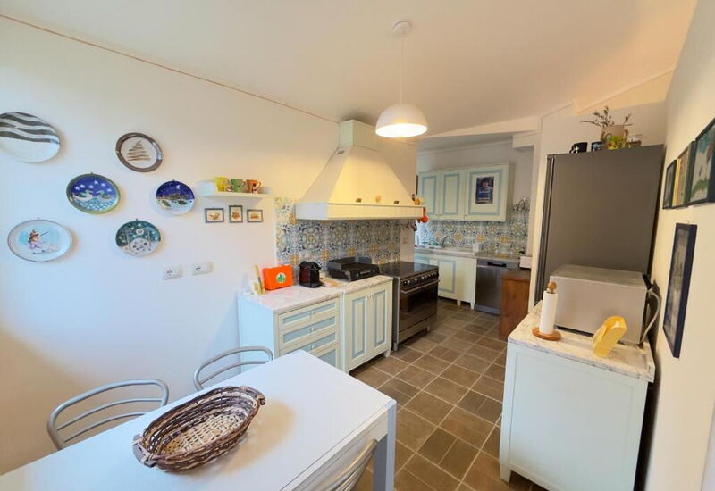 Villa Montepulciano Vineyard and Pool Retreat: Autumn, Kitchen, Spring, Summer