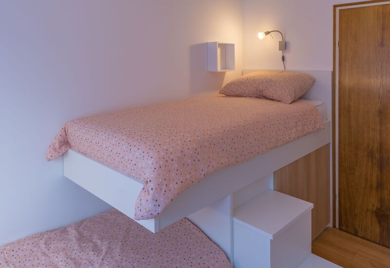 Holyday Home Midas: Autumn, Bedroom, Spring, Summer