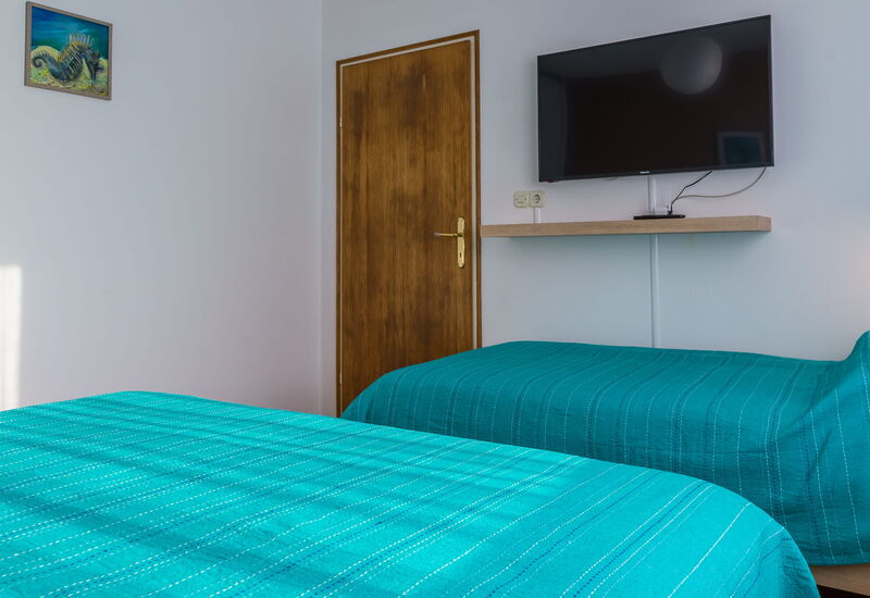 Holyday Home Midas: Autumn, Bedroom, Spring, Summer