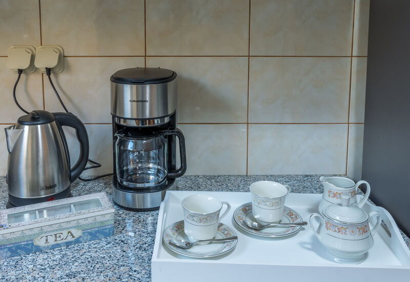 Holyday Home Midas: Autumn, Kitchen, Spring, Summer