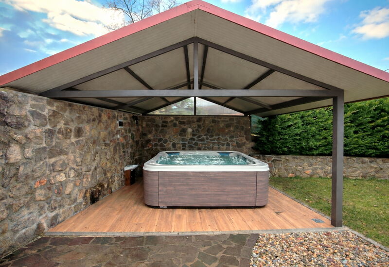 Holyday Home Midas: Autumn, Hot Tub, Spring, Summer