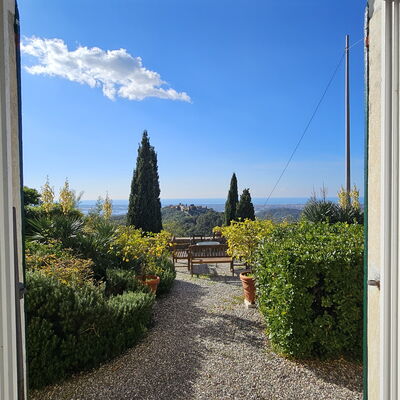 Villa Il Torrazzo, Vista Mare, Massarosa: Autunno, Estate, Giardino, Primavera