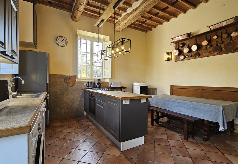 Villa Il Torrazzo, Vista Mare, Massarosa: Autumn, Kitchen, Spring, Summer, Winter