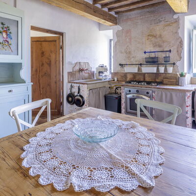 House in Sassa, Historic Tuscany Village, View: Autunno, Cucina, Estate, Primavera
