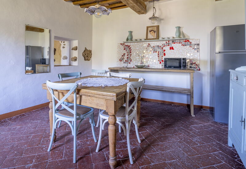 House in Sassa, Historic Tuscany Village, View: Autumn, Kitchen, Spring, Summer
