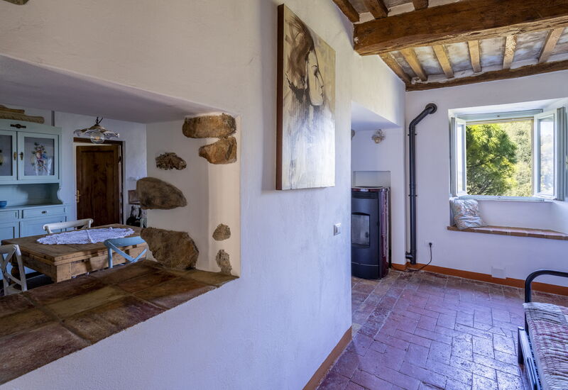 House in Sassa, Historic Tuscany Village, View: Autumn, Kitchen, Spring, Summer